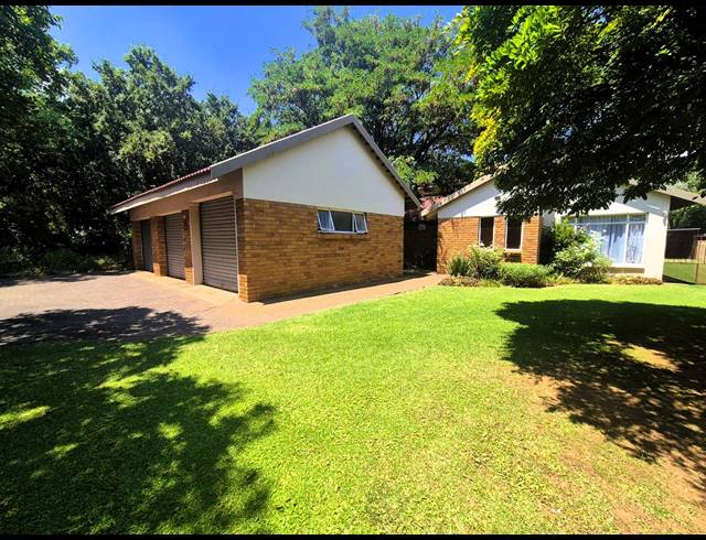 3 BEDROOM HOUSE FOR SALE IN THREE RIVERS EAST